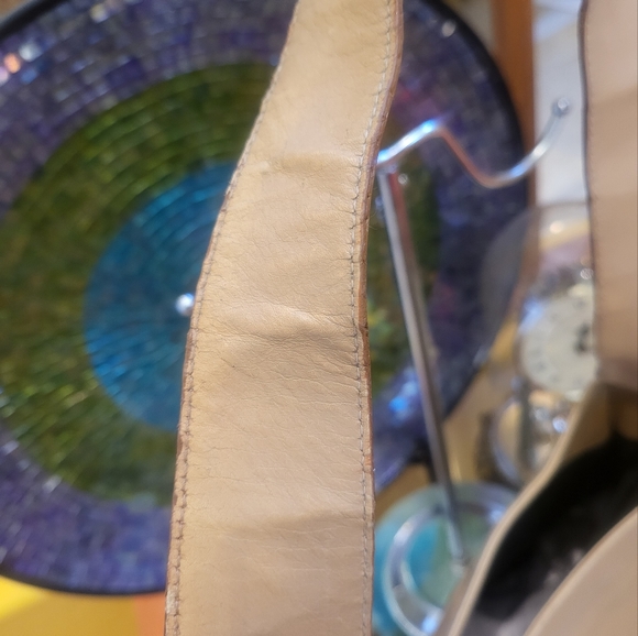 Preloved Salvatore Ferragamo Double Gancini Shoulder Bag. (RARE) Sold-AS-IS - Picture 12 of 17